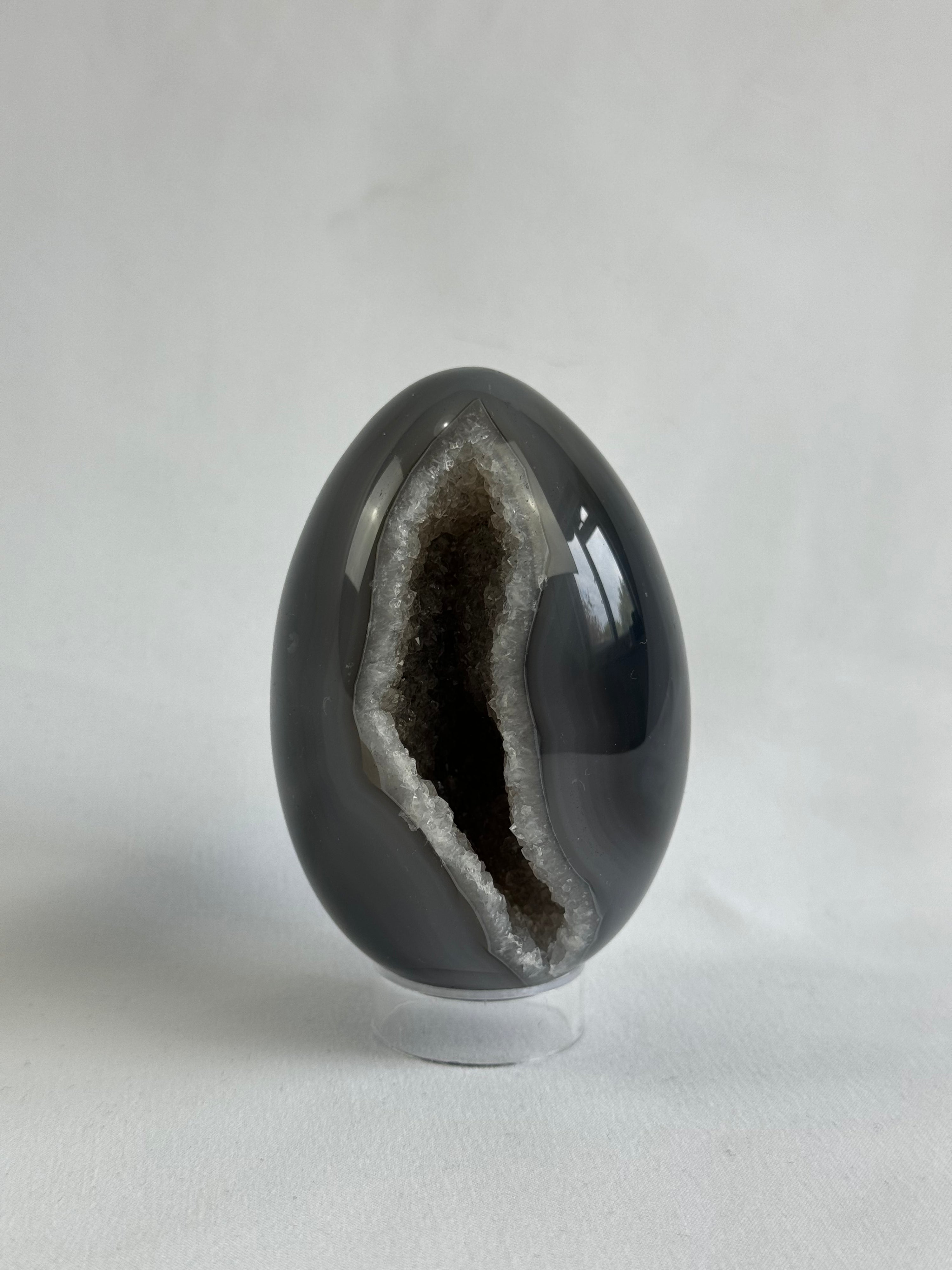 Agate egg - brazilian, with quartz geode - The Crystal Showroom